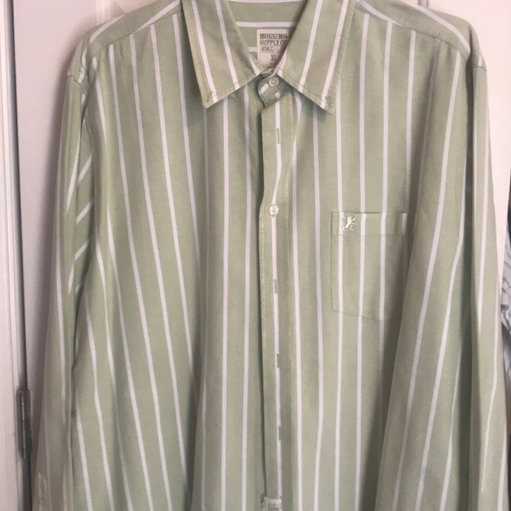 EUC Men’s Button Shirt